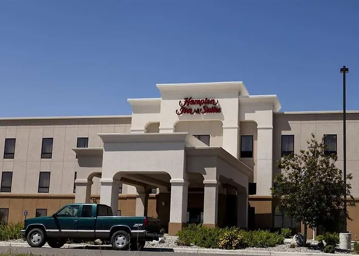 Hotel Hampton & Riverton