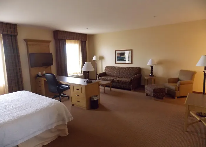 Hotel Hampton &